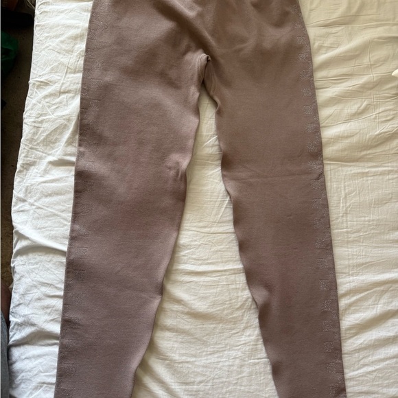 Victoria's Secret Pants - Victoria's Secret Taupe Leggings